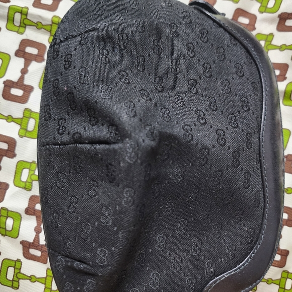 Gucci clutch black gold hardware - Picture 7 of 15